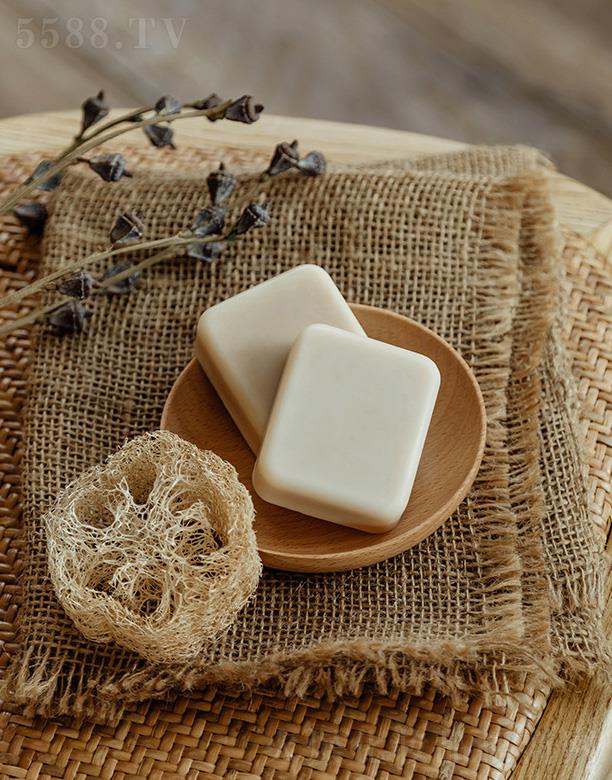 �G����Ī�ϻ��yƷ���޹�˾����������ë֬ӯ��(r��n)��