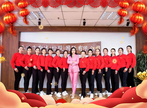 ���ߚwȥҲ�����R��(l��i)���g���w˹�_(d��)���﹧ף�����R���񣬸����pȫ���f(w��n)�������