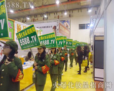 �Gɫ܊�b�����(du��)��Ӣ�˲��l(f��)�������C��