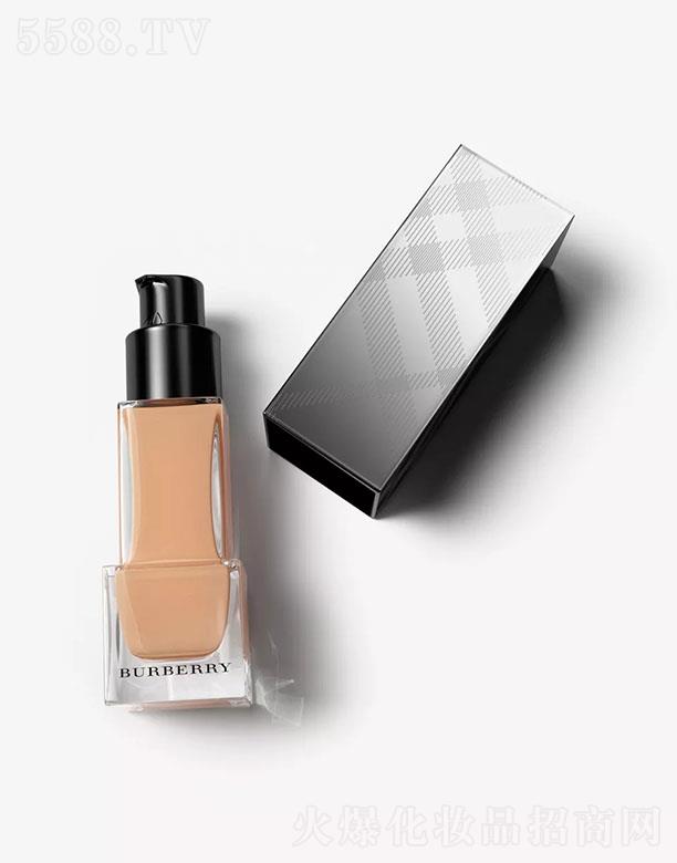 �������z��������ʷ۵�Һ SPF 15 PA+++ �C ��ɫ 26 ̖ ���Ƽ��w�������cɫ��