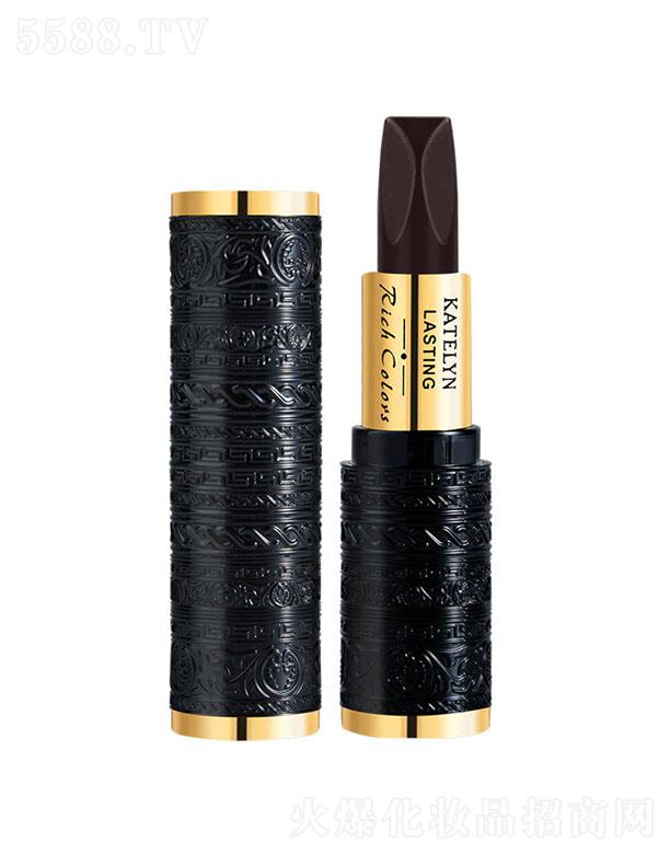 ����ɏ��ҫ�@��ɫ�ڼt