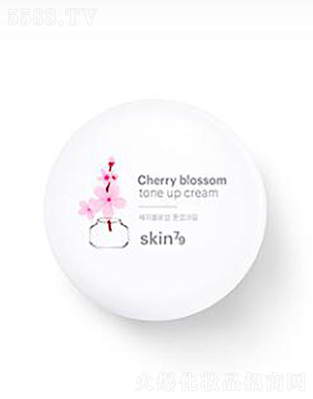 SKIN79ˮ��ѩ���ѻ����˪