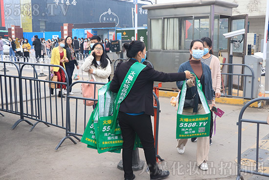 ��47�����݇��H���I(y��)���[��(hu��)ʢ���_Ļ