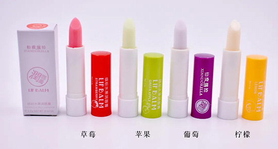 繽紛水果潤(rùn)唇膏 繽紛水果潤(rùn)唇膏