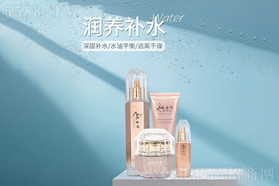 膚士綺水凝補(bǔ)水組合四件套 膚士綺水凝補(bǔ)水組合四件套