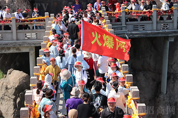 Ʒζɽˮ���£������ƾ��Ļ���