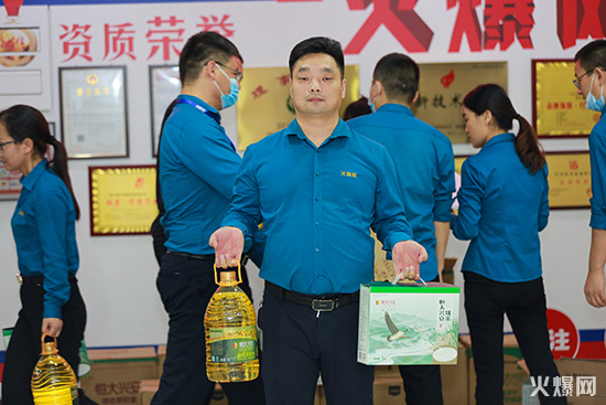 �A�ˈF(tu��n)�A������öYף�F(tu��n)�A���𱬾W(w��ng)��T���l(f��)�����﹝(ji��)������