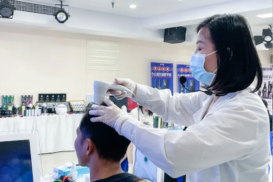 ���լ��^��