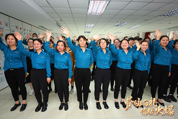 �ڄ��жY����ů�𱬣��𱬾W(w��ng)��T��������һ�ڄӹ�(ji��)����