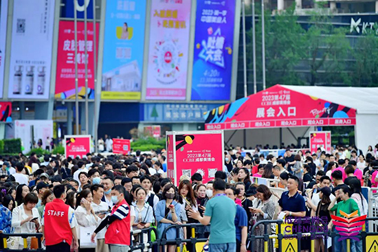 第47屆成都美業(yè)博覽會在成都世紀城新國際會展中心圓滿閉幕 第47屆成都美業(yè)博覽會在成都世紀城新國際會展中心圓滿閉幕