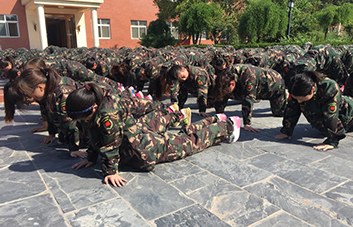 Ӣ���Sˬ���]�гC��������ֻ�Јԏ���