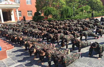 �ߜ��˿������������I���Գֲ��ŗ���