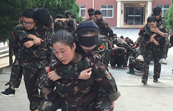 �������������Փ�D�y�U�裬�Ҷ����վo������c��ͬ����