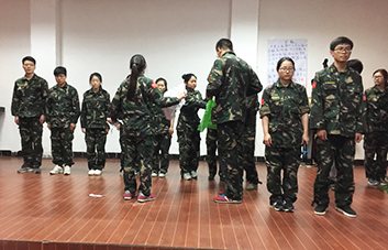 ���س��Z����Ը�����Լ��S�µđ��P�Z����