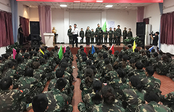 �F꠱�ƴ�����µ�ֻ���ǜIˮ�������z����