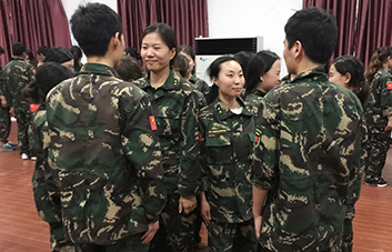 �W��ٝ�����ի@һ�����ģ�