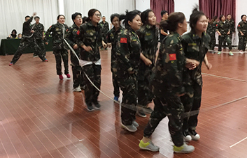 �����X�ѡ��Ʊ��O�����@һ·�҂��A��Ư����