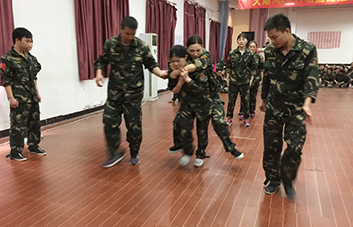 �����X�ѡ��Ʊ��O�����@һ·�҂��A��Ư����