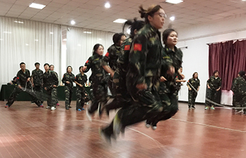 �����X�ѡ��Ʊ��O�����@һ·�҂��A��Ư����