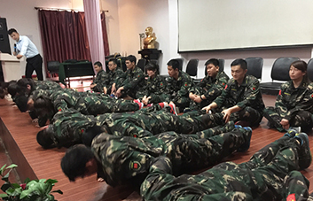 �FꠔU������Ƹ�T��Ҫ���������Y����