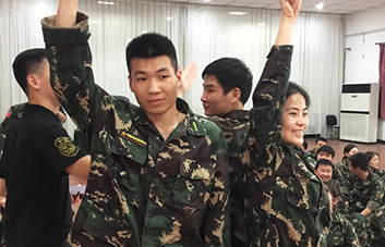 �\�I�ᢷ��ɛQ��ǧ��������ؠ��������A������